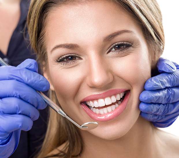 Hawthorne Teeth Whitening at Dentist